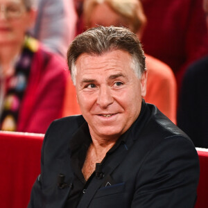 Il évoquera notamment le spectacle "Hors-la-Loi"
Exclusif - Roberto Alagna - Enregistrement de l'émission Vivement dimanche, diffusée sur France 3 le 17 novembre 2024. © Guillaume Gaffiot / Bestimage 