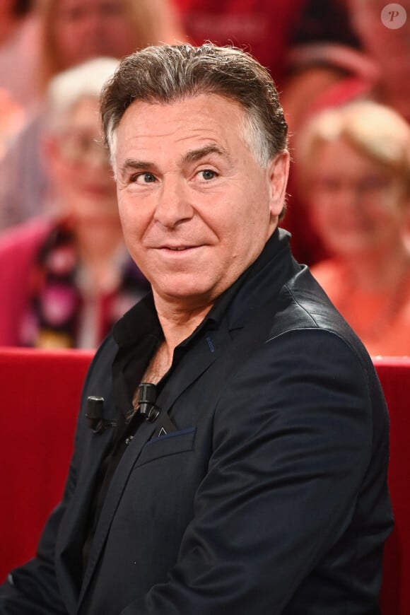 Exclusif - Roberto Alagna - Enregistrement de l'émission Vivement dimanche, diffusée sur France 3 le 17 novembre 2024. © Guillaume Gaffiot / Bestimage 