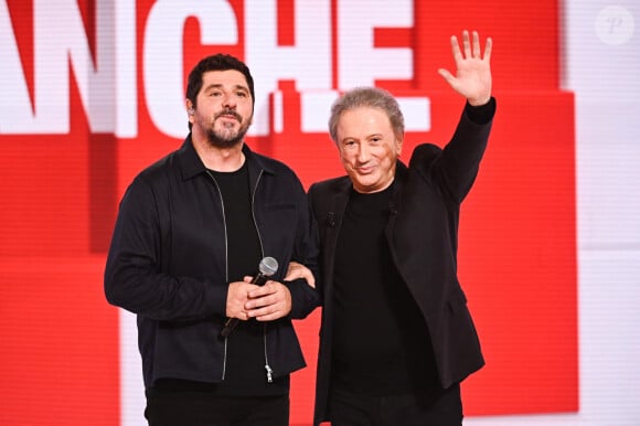 Exclusif - Patrick Fiori et Michel Drucker - Enregistrement de l'émission Vivement dimanche, diffusée sur France 3 le 17 novembre 2024. © Guillaume Gaffiot / Bestimage 