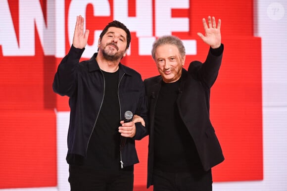 Exclusif - Patrick Fiori et Michel Drucker - Enregistrement de l'émission Vivement dimanche, diffusée sur France 3 le 17 novembre 2024. © Guillaume Gaffiot / Bestimage 