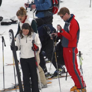 Prince William et Kate Middleton, premières vacances au ski à Klosters, Suisse, avril 2004. @ Splash News