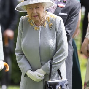 La reine Elisabeth II d'Angleterre lors de la réunion hippique d'Ascot, le 20 juin 2019.