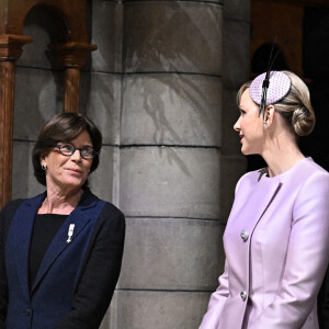 La princesse Charlene de Monaco et sa belle-soeur Stéphanie lors de la messe à la Cathédrale de Monaco pour la fête nationale monégasque le 19 novembre 2024 à Monaco. Photo by David NIVIERE/ABACAPRESS.COM