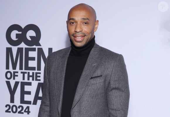 Thierry Henry - People au photocall de la soirée "GQ Men of the Year awards 2024" à l'hôtel Plaza à Paris. Le 20 novembre 2024 © Denis Guignebourg / Bestimage