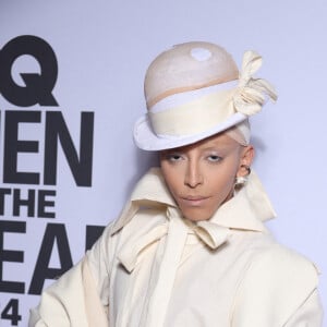 Bilal Hassani - People au photocall de la soirée "GQ Men of the Year awards 2024" à l'hôtel Plaza à Paris. Le 20 novembre 2024 © Denis Guignebourg / Bestimage