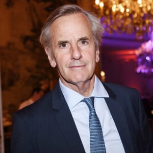 Notamment dans l'Isère, où sa famille possède une propriété.
Exclusif - Bernard de la Villardière - Soirée de gala des 50 ans de la Fondation Claude Pompidou à l'Hôtel Marcel Dassault à Paris le 12 avril 2022. Rachid Bellak / LMS / Bestimage