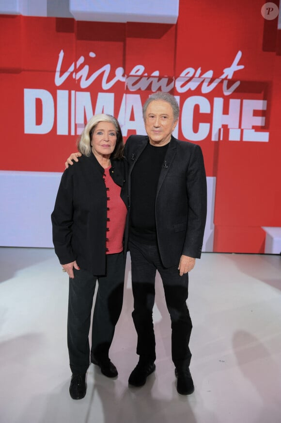 Exclusif - Françoise Fabian et Michel Drucker - Enregistrement de l'émission "Vivement dimanche" au studio Rive Gauche à Paris, présentée par M.Drucker et diffusée le 24 novembre sur France 3 © Guillaume Gaffiot / Bestimage