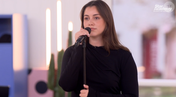 Maureen pourrait être sauvée par les professeurs ou les élèves
Evaluation de Maureen dans la "Star Academy 2024", le 26 novembre, sur TF1+