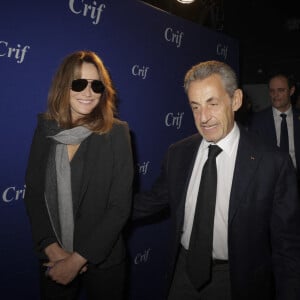 "Mais ce n'est pas facile parce que j'ai des enfants de mères différentes, et en même temps ils se sentent vraiment frères et soeurs", a rapporté l'ex-maire de Neuilly-sur-Seine.
Nicolas Sarkozy et Carla Bruni Sarkozy lors d'une cérémonie organisée par le Conseil des institutions juives de France (CRIF) en hommage aux victimes des attentats du Hamas du 7 octobre 2023 contre Israël, à l'occasion du premier anniversaire de l'événement, à Paris, le 7 octobre 2024. © Jack Tribeca / Bestimage