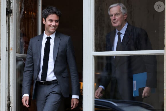 Le Premier ministre, Michel Barnier reçoit l'ancien premier ministre et président du groupe parlementaire Ensemble Pour la République Gabriel Attal et les responsables politiques de la majorité à Matignon, Paris, le 26 novembre 2024. © Stéphane Lemouton / Bestimage 