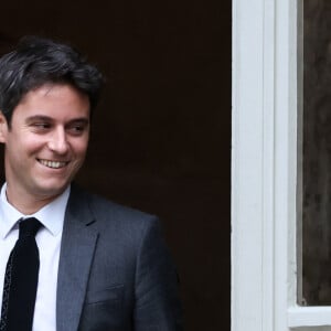 Le Premier ministre, Michel Barnier reçoit l'ancien premier ministre et président du groupe parlementaire Ensemble Pour la République Gabriel Attal et les responsables politiques de la majorité à Matignon, Paris, le 26 novembre 2024. © Stéphane Lemouton / Bestimage 