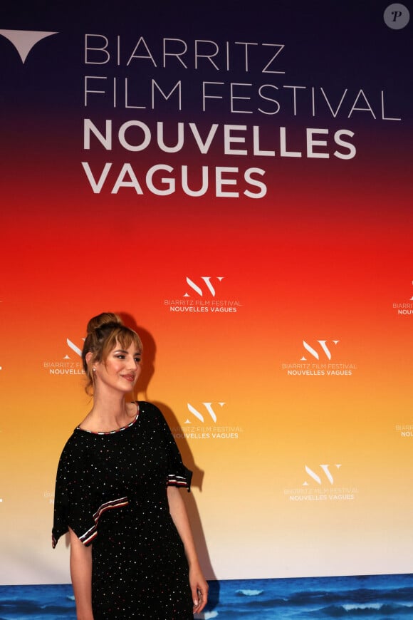 Louise Bourgoin - Cérémonie d'ouverture du Biarritz Film Festival - Nouvelles Vagues 2024 au théâtre de la Gare du midi à Biarritz le 18 juin 2024. © Jean-Marc Lhomer/Bestimage 