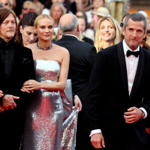 A rappeler que l'ex-épouse de Guillaume Canet vit actuellement une belle histoire avec Norman Reedus.
Norman Reedus, sa compagne Diane Kruger, Guillaume Canet - Montée des marches pour la cérémonie de clôture du 75ème Festival International du Film de Cannes. Le 28 mai 2022 © Dominique Jacovides / Bestimage 