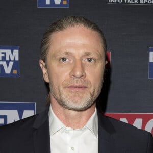 Présent sur RMC après la nouvelle contre-performance de Kylian Mbappé, Emmanuel Petit a fait part de sa théorie
 
Emmanuel Petit - Conférence de presse pour la présentation de la "Dream Team" RMC et BFMTV pour la Coupe du monde de football 2018 en Russie (du 14 juin au 15 juillet) au Pavillon Wagram à Paris, France, le 11 avril 2018. © Pierre Perusseau/Bestimage