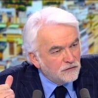 "Qu'il se calme !" : Pascal Praud placé sous protection, il cible l'attitude d'un député LFI