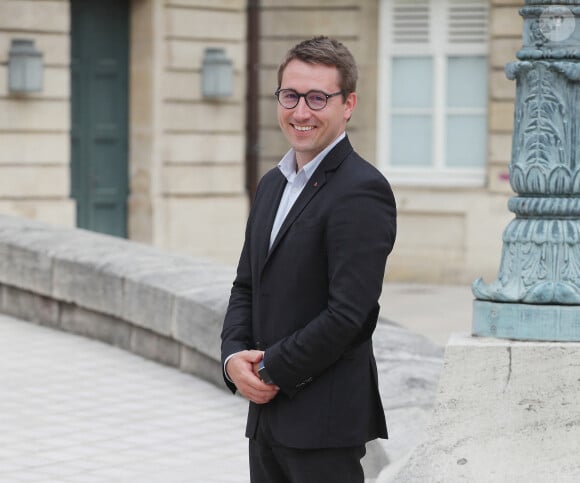 Antoine Leaument - Les députés élus aux dernières élections législatives arrivent à l'Assemblée Nationale à Paris le 8 juillet 2024. © Jonathan Rebboah / Panoramic / Bestimage