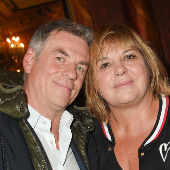 À quoi ressemble le fils de Michèle Bernier et Bruno Gaccio ?

Bruno Gaccio et Michèle Bernier - People à la générale du woman show "Vive Demain !" de Michèle Bernier au théâtre des Variétés à Paris. © Coadic Guirec/Bestimage