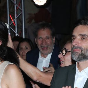 Exclusif - Nolwenn Leroy et son compagnon Arnaud Clément dansent sur la musique des Beatles - Dîner de Gala "Vaincre le cancer" au profit de la lutte contre les cancers dans les salons du Cercle de l’Union Interalliée à Paris le 17 Novembre 2024. © Bertrand Rindoff / Bestimage  No Web - Belgique et Suisse 
