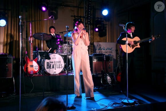 Exclusif - Concert du groupe « The Love Beatles » avec pour invité surprise Nolwenn Leroy pour la chanson « Yesterday » - Dîner de Gala "Vaincre le cancer" au profit de la lutte contre les cancers dans les salons du Cercle de l’Union Interalliée à Paris le 17 Novembre 2024. © Bertrand Rindoff / Bestimage  No Web - Belgique et Suisse 