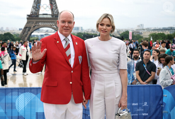 Albert II, Prince de Monaco et son épouse Charlène, Princesse de Monaco, arrivant au Trocadéro avant la cérémonie d'ouverture des Jeux Olympiques d'été de Paris 2024, le 26 juillet 2024. Photo par Christophe Petit Tesson/PA/ABACAPRESS.COM