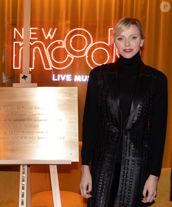 Le prince Albert II de Monaco et la princesse Charlene ont inauguré le 'New Moods', un live music bar, situé en dessous du Café de Paris à Monaco, le 30 novembre 2024. © Olivier Huitel/Pool Monaco/Bestimage 