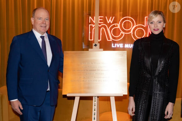 Le prince Albert II de Monaco et la princesse Charlene ont inauguré le 'New Moods', un live music bar, situé en dessous du Café de Paris à Monaco, le 30 novembre 2024. © Olivier Huitel/Pool Monaco/Bestimage 