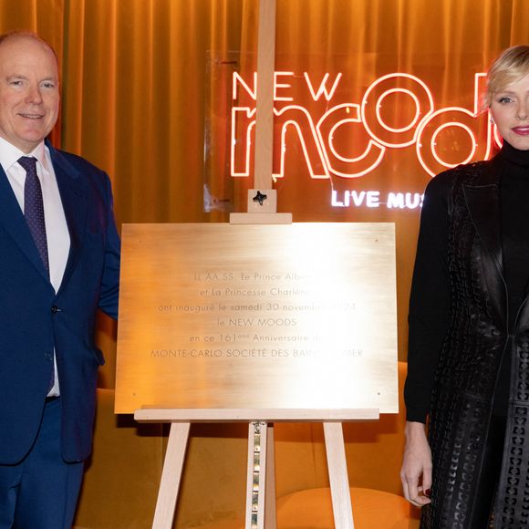 Le prince Albert II de Monaco et la princesse Charlene ont inauguré le 'New Moods', un live music bar, situé en dessous du Café de Paris à Monaco, le 30 novembre 2024. © Olivier Huitel/Pool Monaco/Bestimage 