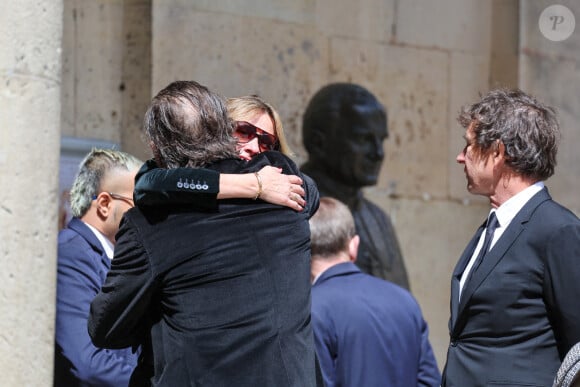 Sarah Poniatowski (Lavoine), Vincent Perez - Arrivées aux obsèques du prince Jean-Stanislas Poniatowski en l'Eglise polonaise à Paris, France, le 29 avril 2024. © Jacovides-Moreau/Bestimage