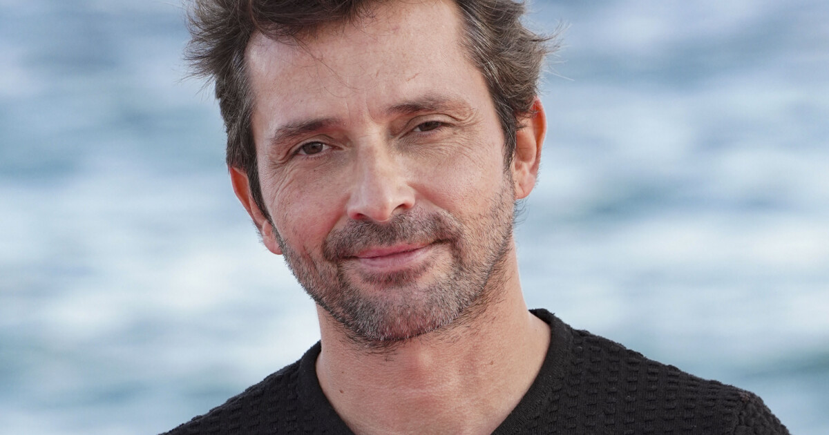 Sébastien Roch est pacsé avec Florence, une jolie comédienne qui est la ...
