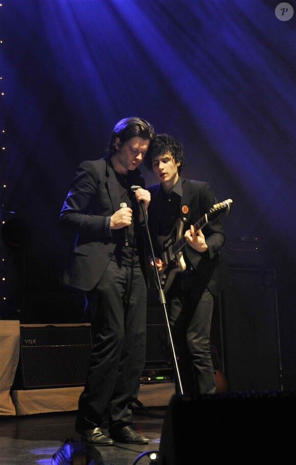 Le 10 février 2010, Benjami Biolay et Adrien Gallo étaient réunis sur scène lors du concert des BB Brunes à l'Olympia