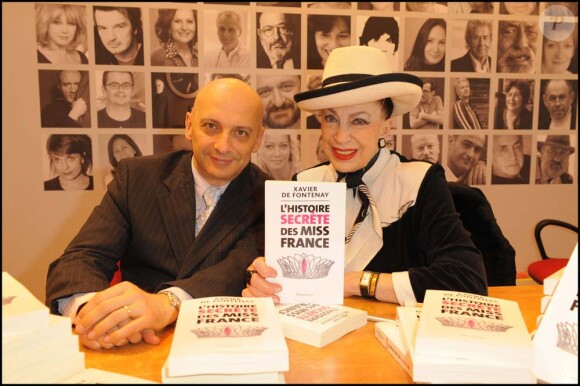 Geneviève et Xavier de Fontenay au Salon du livre, Paris, le 30 mars 2010 !
