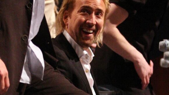 Nicolas Cage : Horreur ! Il est devenu blond aux cheveux longs... et c'est très moche !