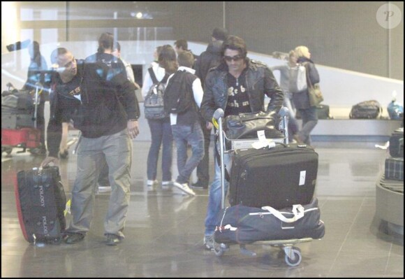 Greg à l'aéroport (9 avril 2010 à Paris)