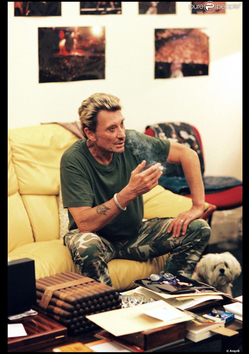 Johnny Hallyday Et Lucas A L Olympia En Juillet 2000 Purepeople