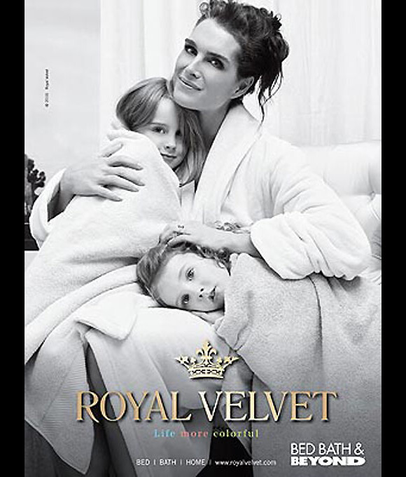 Brooke Shields et ses filles dans la nouvelle campagne de pub de la marque Royal Velvet