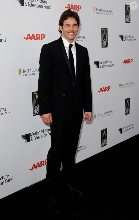 James Marsden lors du gala A Fine Romance à New York le 1er mai 2010 au profit du Motion Picture and Television Fund