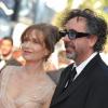Isabelle Huppert et Tim Burton lors du tapis rouge du film Biutiful présenté pendant le festival de Cannes le 17 mai 2010