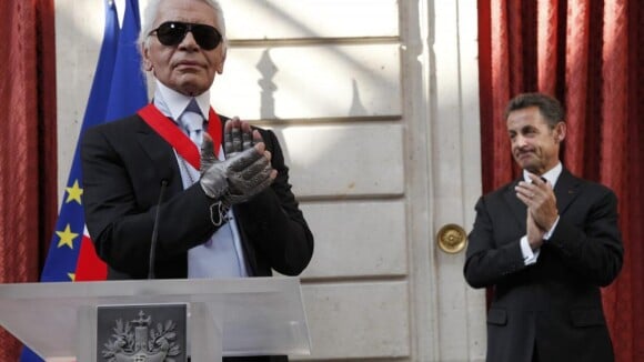 Karl Lagerfeld, honoré par Nicolas Sarkozy : Carla n'aurait loupé ça pour rien au monde !
