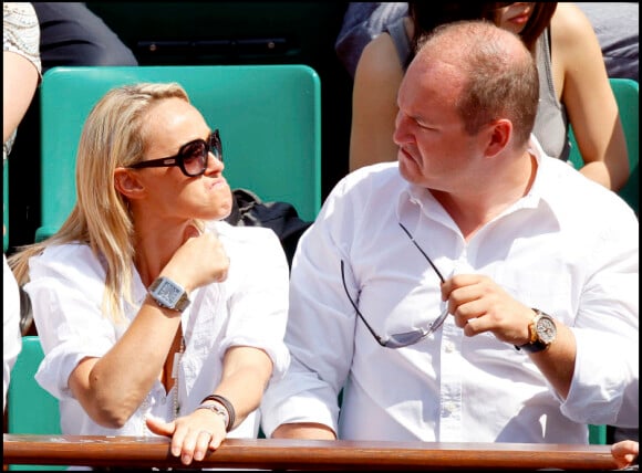 Cécile de Ménibus et Cauet : you're talking to me ? (3 juin 2010 à Roland Garros)
