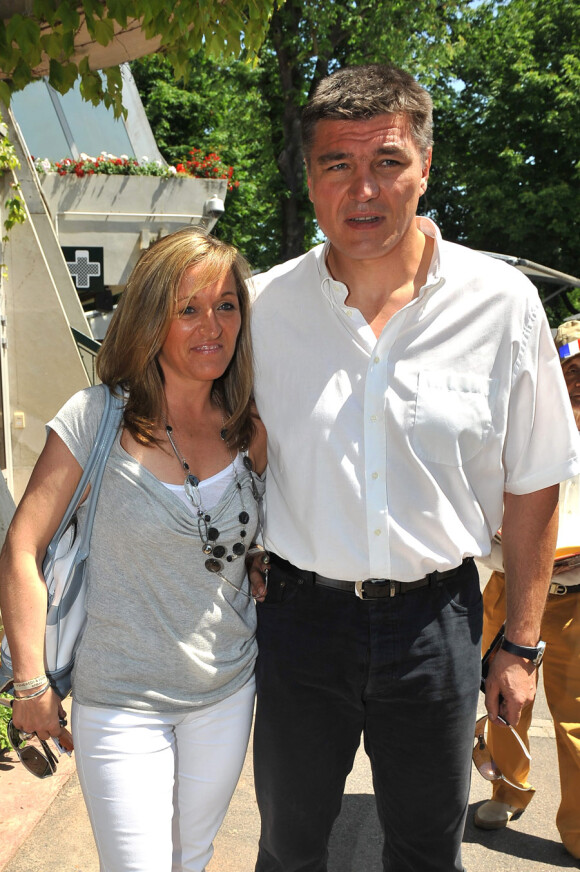 David Douillet et son épouse Valérie à Roland-Garros le 4 juin 2010