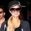 Paris Hilton arrive à l'aéroport international de Sao Paulo, jeudi 10 juin. 