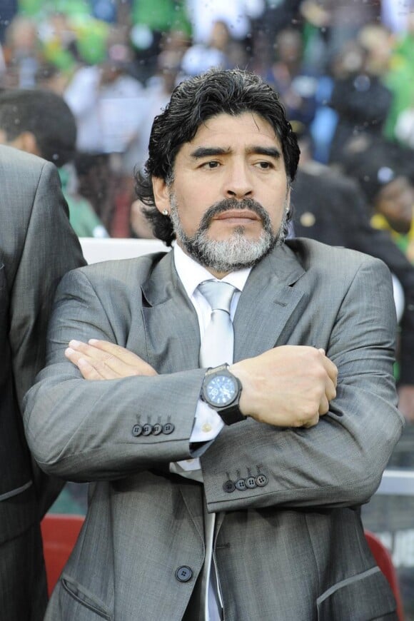 Diego Maradona jouait gros, samedi 12 juin, pour le match Argentine-Nigéria... Son équipe a finalement arraché la victoire (1-0) grâce à un but de Gabi Heinze à la 6e minute de jeu.