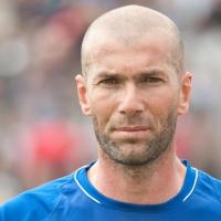 Coupe du monde 2010 : Zidane a échappé à la peur de sa vie... un atterrissage sur le ventre pour les journalistes !