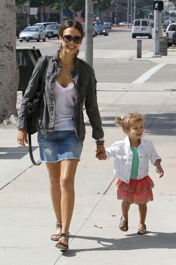Jessica Alba et sa charmante fille Honor à Los Angeles le 15 juin 2010