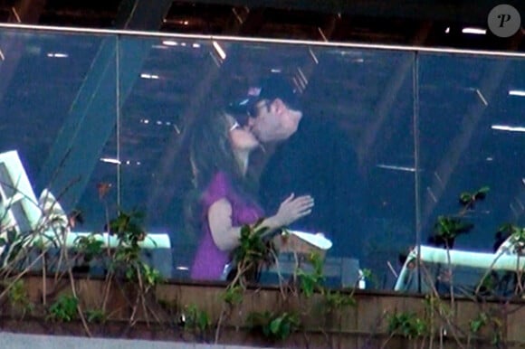 John Travolta et son épouse Kelly Preston à l'Hôtel Fasano à Rio de Janeiro le 16 juin 2010