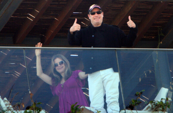 John Travolta et son épouse Kelly Preston à l'Hôtel Fasano à Rio de Janeiro le 16 juin 2010