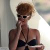 Rihanna au soleil dans un trikini sexy, pour commencer l'été en beauté !