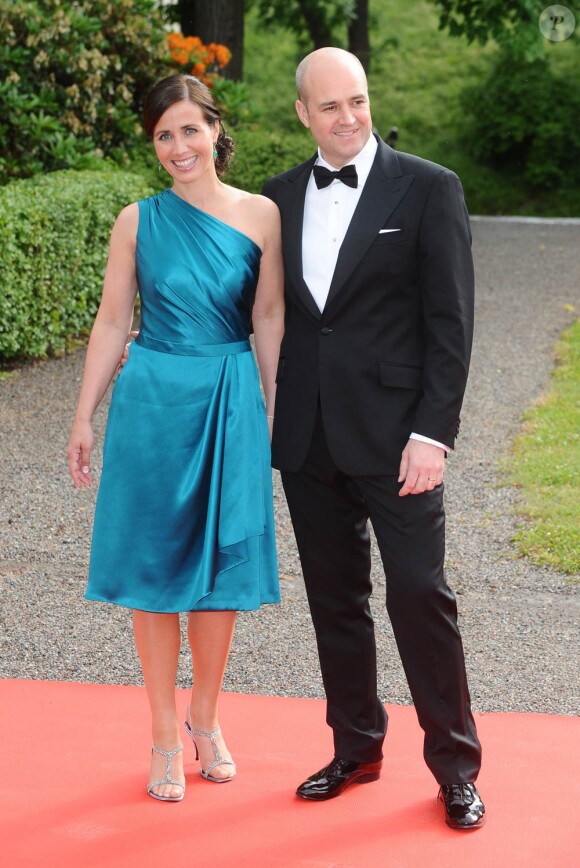 Vendredi 18 juin, à la veille de leur mariage, Victoria de Suède et Daniel Westling accueillaient de prestigieux convives pour un banquet en leur honneur. Photo : le premier ministre suédois et sa femme Filippa