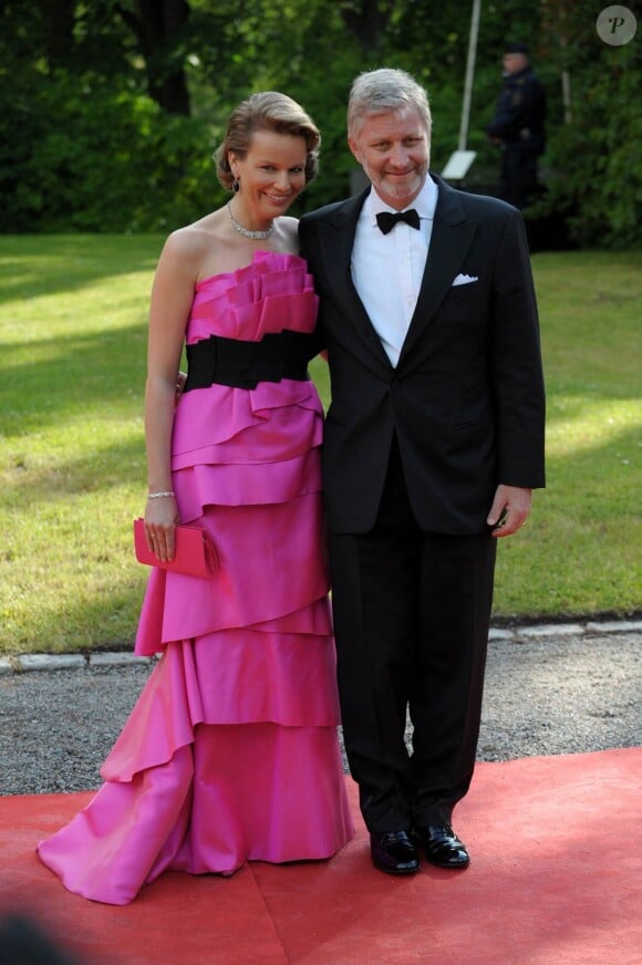 Vendredi 18 juin, à la veille de leur mariage, Victoria de Suède et Daniel Westling accueillaient de prestigieux convives pour un banquet en leur honneur.