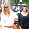 Kate Moss et Sadie Frost, ainsi que leur fille respective, Lila Grace et Iris, à Londres, le 20 juin 2010